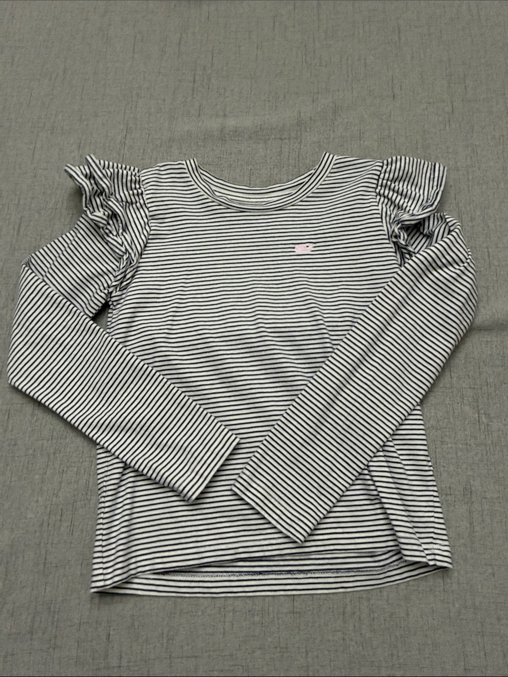 Vineyard Vines Girls' Black & White Striped Long-Sleeve Ruffle Top Size Small